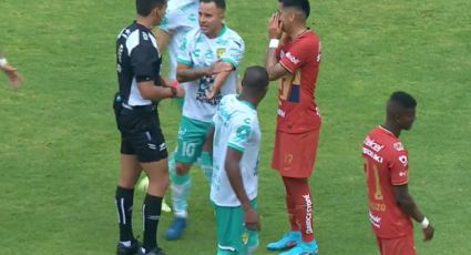 ‘Chapo’ Montes da ejemplo de ‘Juego Limpio’ y evita la expulsión de un rival en el Pumas-León
