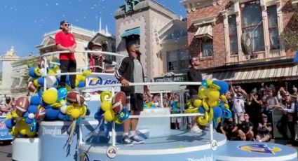 Cooper Kupp, MVP del Super Bowl LVI, desfila en Disneyland junto a Stafford y Donald