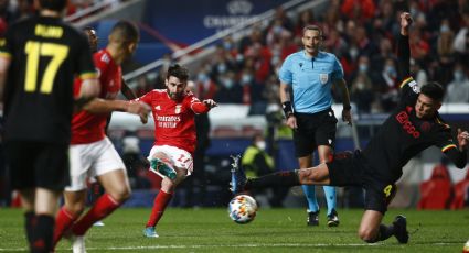 Edson Álvarez brinda un juego 'Machín' y el Ajax saca buena renta en su visita a Benfica