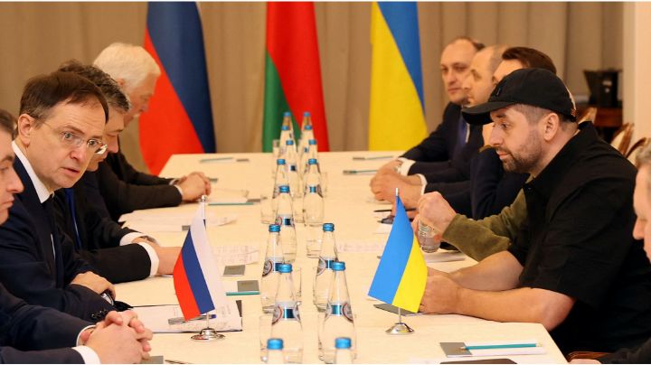 Rusia y Ucrania comienzan las negociaciones en territorio bielorruso