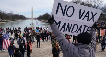 Antivacunas protestan de nuevo en la ciudad de Nueva York para pedir fin a las restricciones por Covid-19