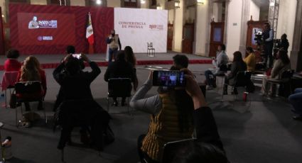 “Ustedes andan detrás de la noticia y van a salir corriendo”: Presidencia justifica orden a reporteros de permanecer sentados durante sismo