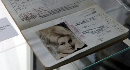 Los pasaportes en Estados Unidos tendrán opción "X" en el género para personas trans y no binarias