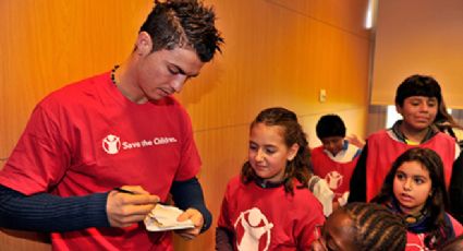 Cristiano Ronaldo puede perder su condición de embajador de ‘Save the Children’ tras tirar el teléfono de un niño