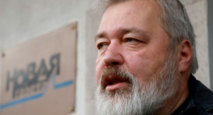 Policía de Rusia detiene a hombre que atacó con pintura a periodista ganador del premio Nobel de la Paz