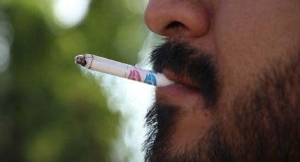 El gobierno de la CDMX prohíbe fumar en el Zócalo, el Corredor Madero y otros nueve espacios del Centro Histórico