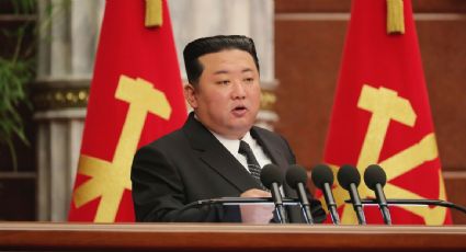 Kim Jong-un urge a reforzar las capacidades militares de Corea del Norte y admite carencias ante la Covid