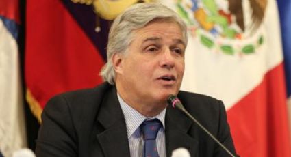 Uruguay asegura que no puso en riesgo a tripulantes del avión venezolano-iraní al que no permitió aterrizar
