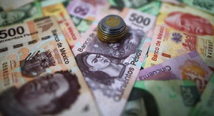 Peso mexicano retrocede ante temores de una posible recesión en Estados Unidos