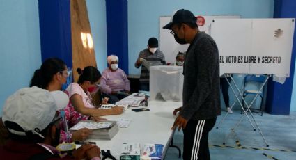 PRI denuncia compra de votos en Oaxaca con fertilizantes de Segalmex y Morena lo acusa de violar la veda electoral