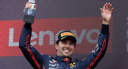 Checo Pérez acapara elogios por su “carrera épica” en Gran Bretaña: “Estuvo impresionante en el combate rueda a rueda”