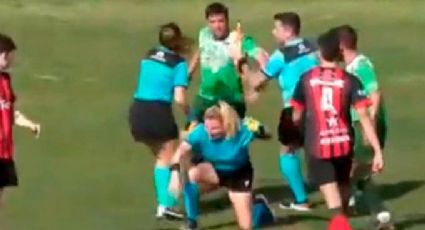 Árbitra argentina es golpeada en pleno partido por un futbolista que ya está detenido: “Caí y no me acuerdo de nada más”