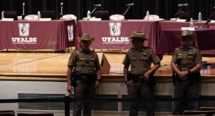 Despiden al jefe de policía de Uvalde por los errores cometidos durante el tiroteo en escuela que dejó 21 muertos