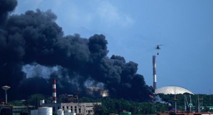 Explosión en Matanzas alcanza a un cuarto depósito de petróleo; autoridades de Cuba descartan extinguir el fuego en próximos días