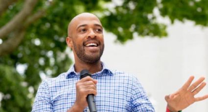 Mandela Barnes gana las primarias demócratas para el Senado en Wisconsin, va contra republicano Ron Johnson