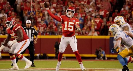 Chiefs y Mahomes fraguan remontada ante Chargers en el arranque de la Semana 2 de la NFL