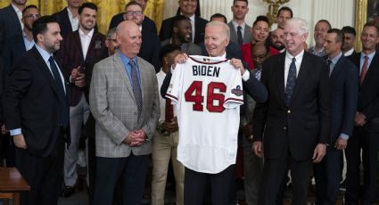 Los campeones Bravos de Atlanta visitan la Casa Blanca y Joe Biden los elogia: "Son parte de la historia estadounidense en más de 150 años"