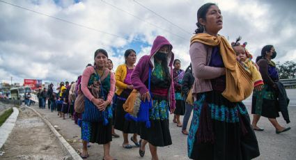 Tzotziles desplazados por conflicto agrario marchan en Chiapas para exigir volver a sus comunidades