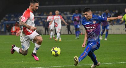 El mexicano Johan Vásquez reaparece con el Cremonese y aporta 'gol' para eliminar en penaltis al Napoli en la Coppa Italia