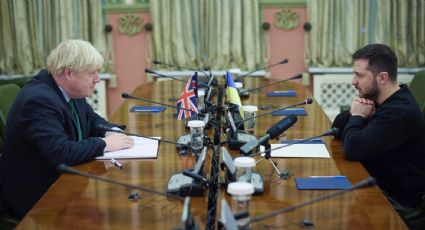 Boris Johnson visita al presidente Zelenski y pide entregar a Ucrania "las herramientas que necesita" para ganar la guerra