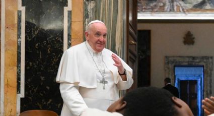 "La familia se funda sobre la unión conyugal entre un hombre y una mujer", dice el papa Francisco