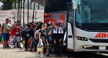 Oaxaca creará padrón de empresas de transporte autorizadas a dar el servicio a migrantes tras accidente de autobús que dejo 16 muertos