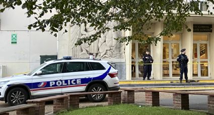 Francia despliega a 7 mil soldados y cierra el museo del Louvre tras ataque extremista en una escuela