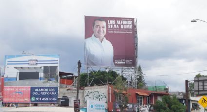 Instituto electoral de Oaxaca da 24 horas al titular de la Jucopo en el Congreso estatal para retirar los espectaculares que lo promocionan