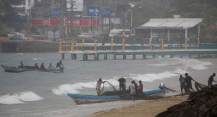 El huracán "Otis" se intensifica a categoría 4; comienzan recorridos para detectar las zonas de alto riesgo en Guerrero