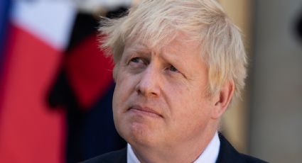 Boris Johnson abogó por dejar que la gente mayor se contagiara de Covid para no confinar al resto, revela investigación oficial