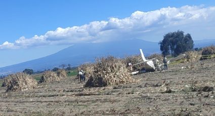 Avioneta de adiestramiento se desploma después de despegar cerca del aeropuerto de Huejotzingo