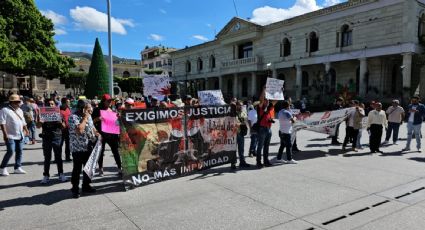 Periodistas marchan en Chilpancingo y Acapulco para exigir justicia por los cuatro reporteros atacados este martes