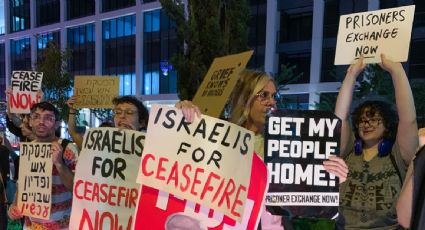 Decenas de israelíes protestan en Tel Aviv contra la guerra en Gaza: "Un ojo por ojo y nos quedaremos todos ciegos"