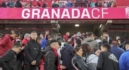 Muere un aficionado en las gradas tras sufrir un infarto y suspenden el partido entre Granada y Athletic Club