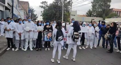 Marchan en Celaya para exigir justicia por los cinco estudiantes de medicina asesinados
