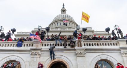 Hombre se declara culpable de atacar a un policía con una pistola eléctrica durante el asalto al Capitolio