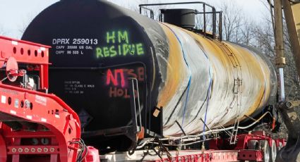 Autoridades ambientales de EU ordenan detener el envío de desechos contaminados del tren descarrilado en Ohio