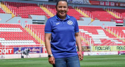 Cecilia Cabrera, entrenadora de Cruz Azul Femenil, pide a sus jugadoras no “provocar” el acoso en redes sociales