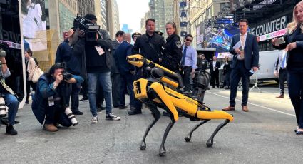 Alcalde de Nueva York presenta robots que ayudarán a la policía en labores de vigilancia