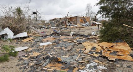 Tornados dejan dos muertos y 20 mil viviendas sin electricidad en Oklahoma