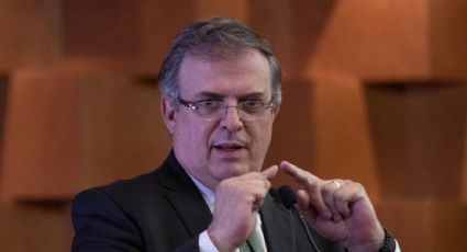 Ebrard deberá deslindarse públicamente de la propaganda a su favor, resuelve el INE