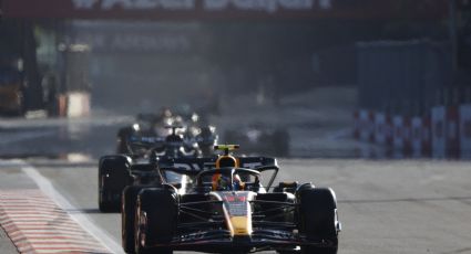 Checo Pérez hace historia y gana la salvaje carrera sprint del GP de Azerbaiyán con gran desempeño