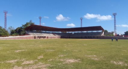 Strike para Balancán: Sedatu gasta millones en renovar otro estadio de beisbol y no sirve