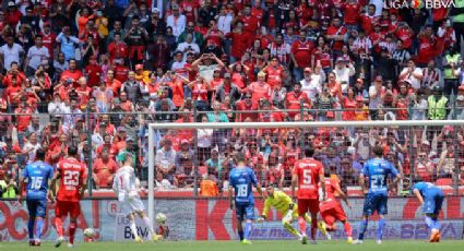 Toluca se mete directo a la Liguilla tras ‘encendido’ triunfo ante el Necaxa, con penalti ‘a lo Panenka’ del portero Tiago Volpi