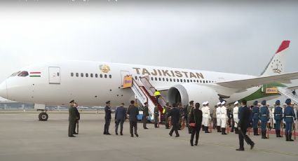 El presidente de Tayikistán realiza vuelo oficial a China en el avión presidencial que compró a México