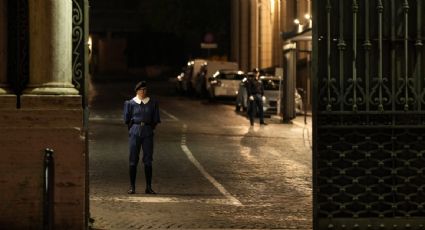 Auto atraviesa puerta del Vaticano y llega hasta uno de los patios; policía dispara a los neumáticos antes de arrestar al conductor