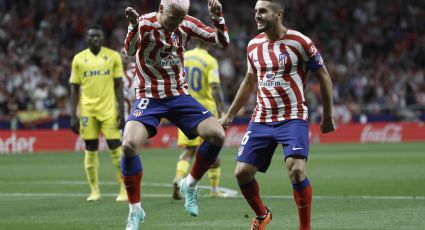 El Atlético vapulea al Cádiz y 'baja' al Real Madrid de la segunda posición en España