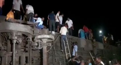 Un choque entre trenes en India deja saldo de al menos 120 muertos y 850 heridos