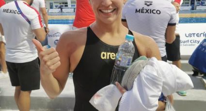 María Mata consigue presea de oro con récord Centroamericano y la natación le sigue 'respondiendo' a Ana Guevara