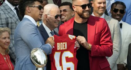 ¡Entre Jefes! Joe Biden recibe en la Casa Blanca a Patrick Mahomes y los Chiefs, Campeones de la NFL: "Están construyendo una dinastía"